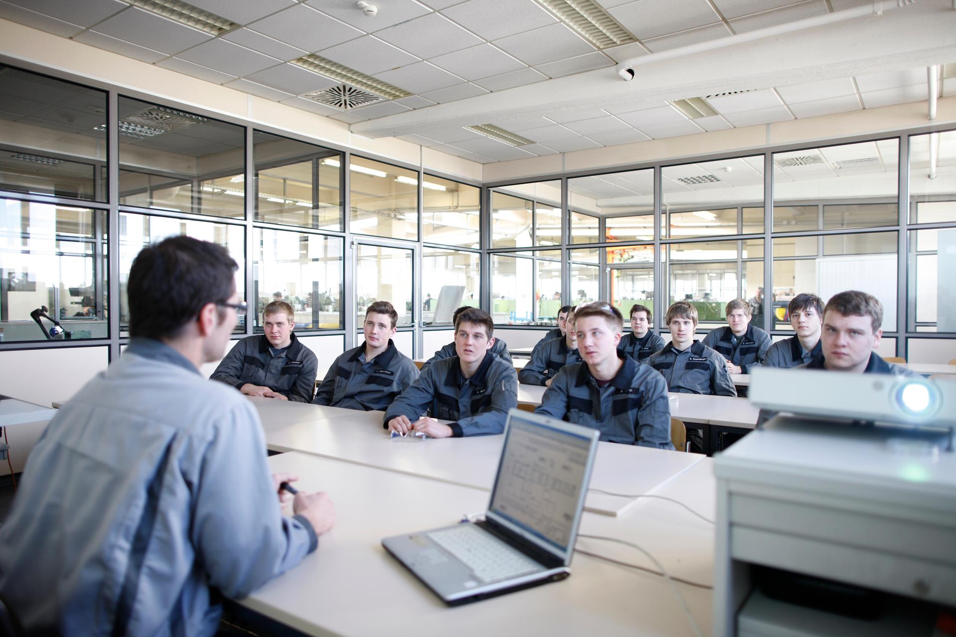 Ausbildungszentrum Augsburg: Diesel & Turbo SE, Werk Augsburg