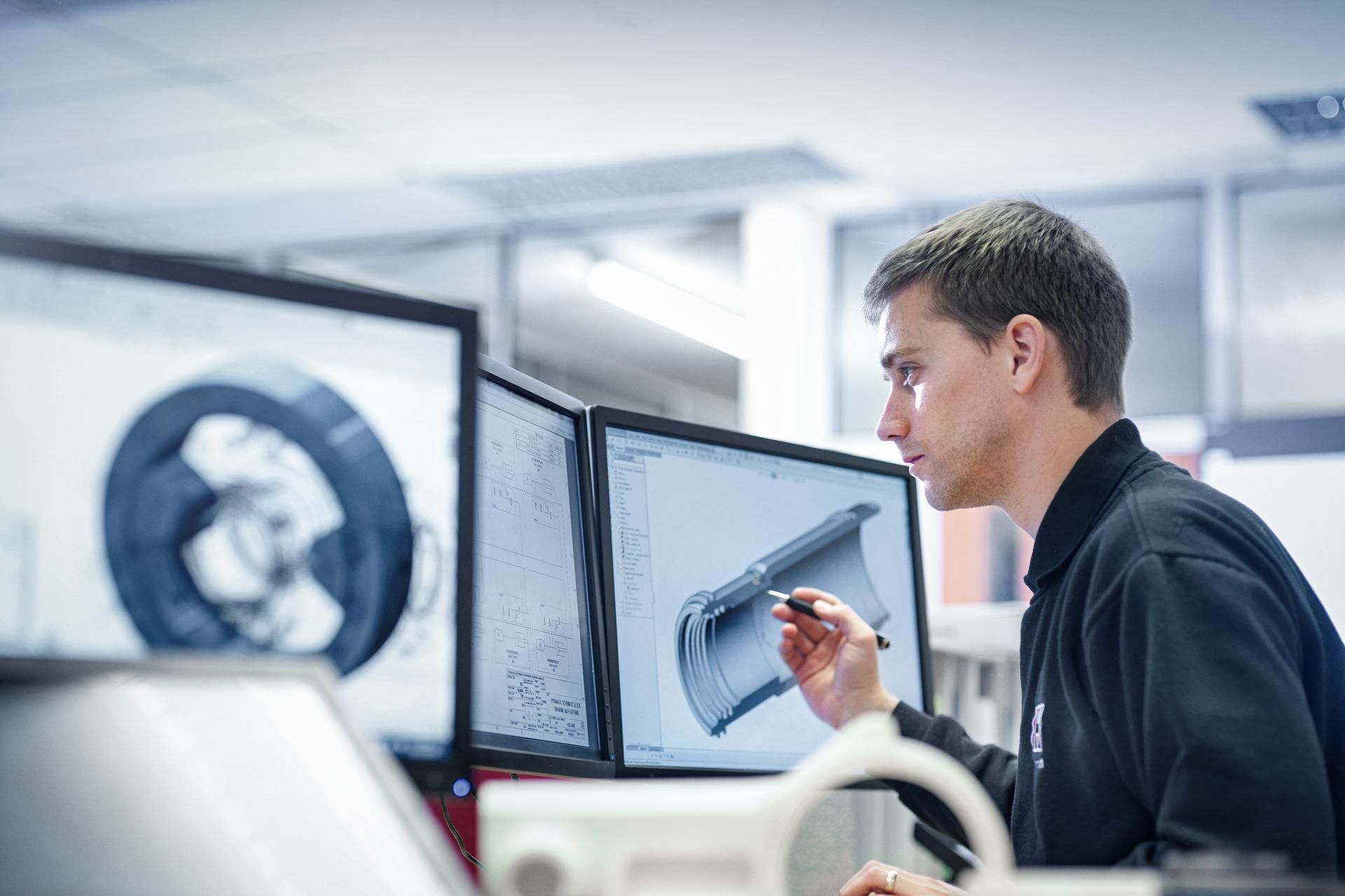 Man working in the office