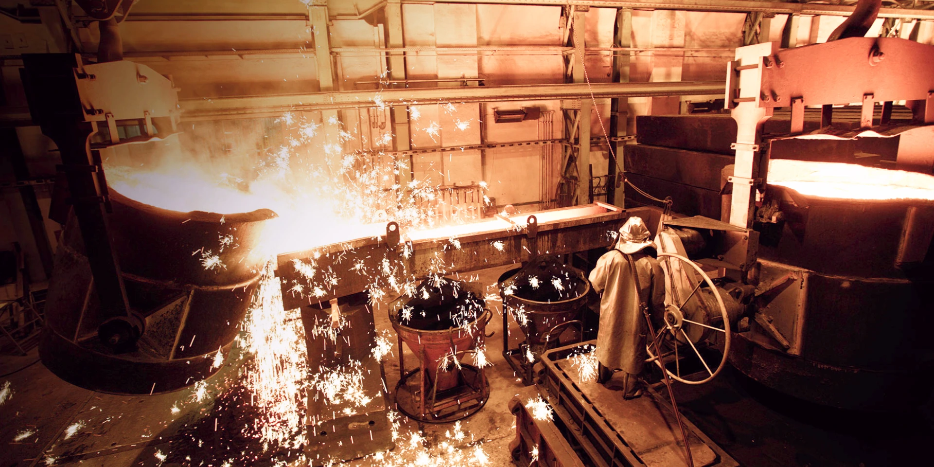 Large casting in the foundry