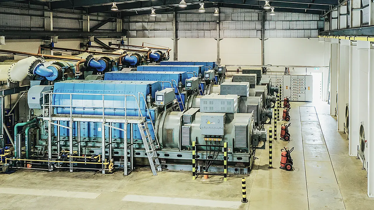 engines in Lungga Power Station