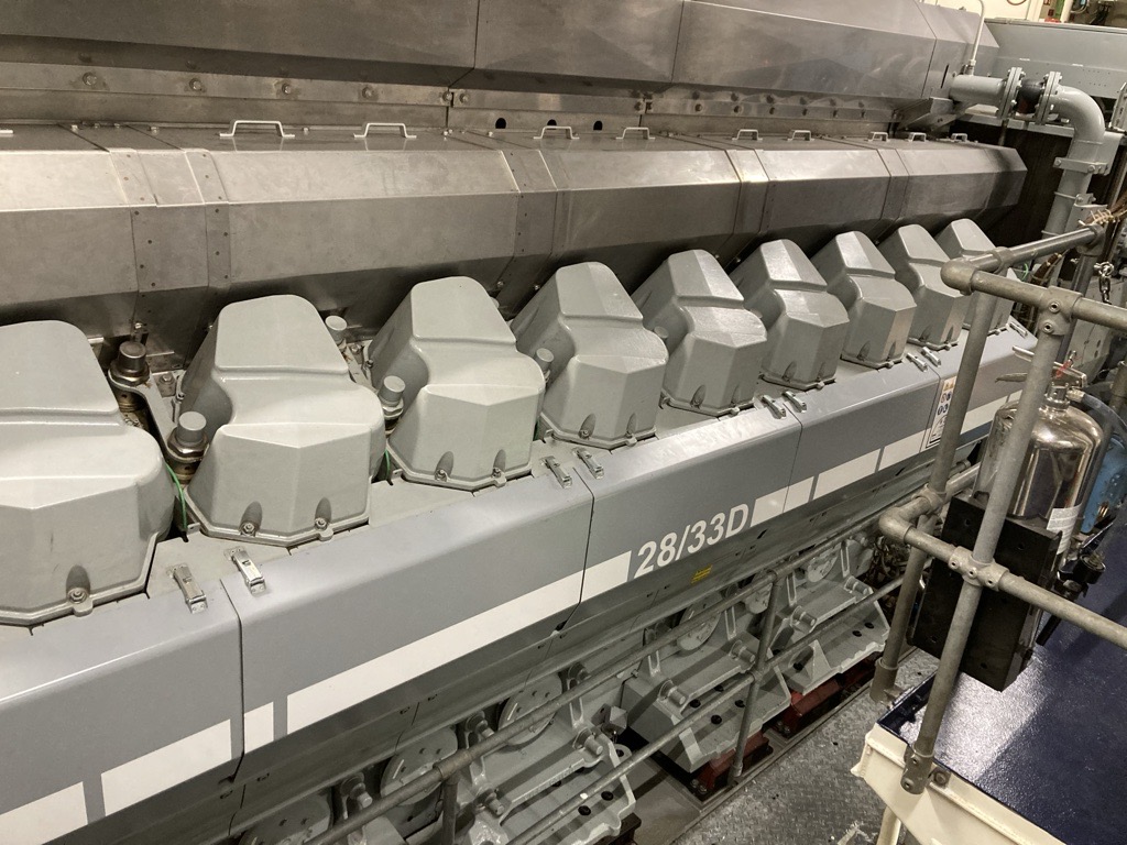 MAN D2842 LE 416 high‑speed engines in Interceptor Patrol Vessel ARM Alhena (PI‑1407)