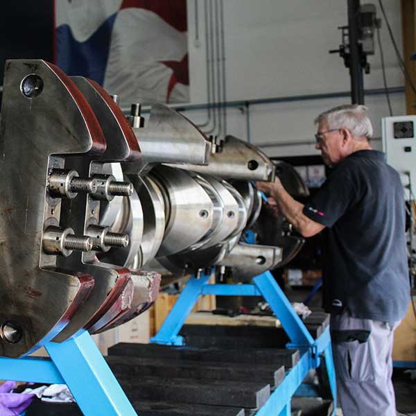 Worker in the workshop