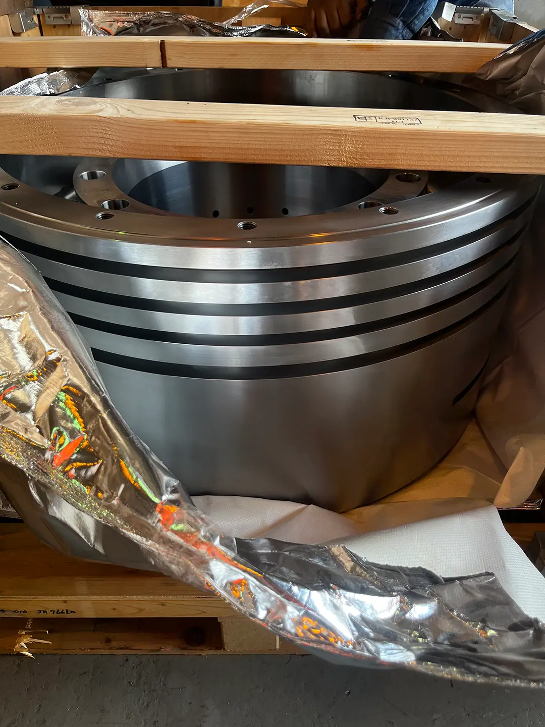 Piston for 2 stroke engines on Baja California Sur Power Plant
