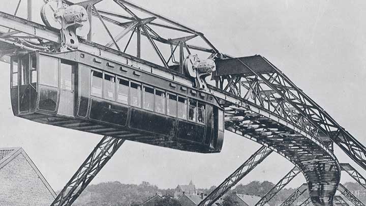 historische Aufnahme Schwebebahn Wuppertal