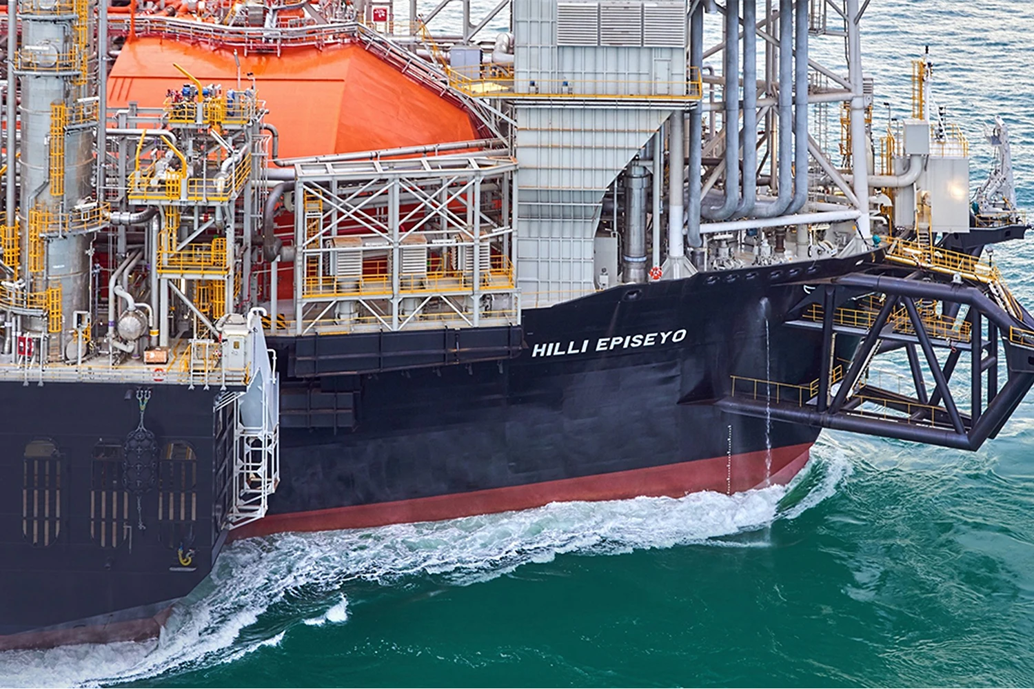 Close-up view of the FLNG vessel Hilli at sea