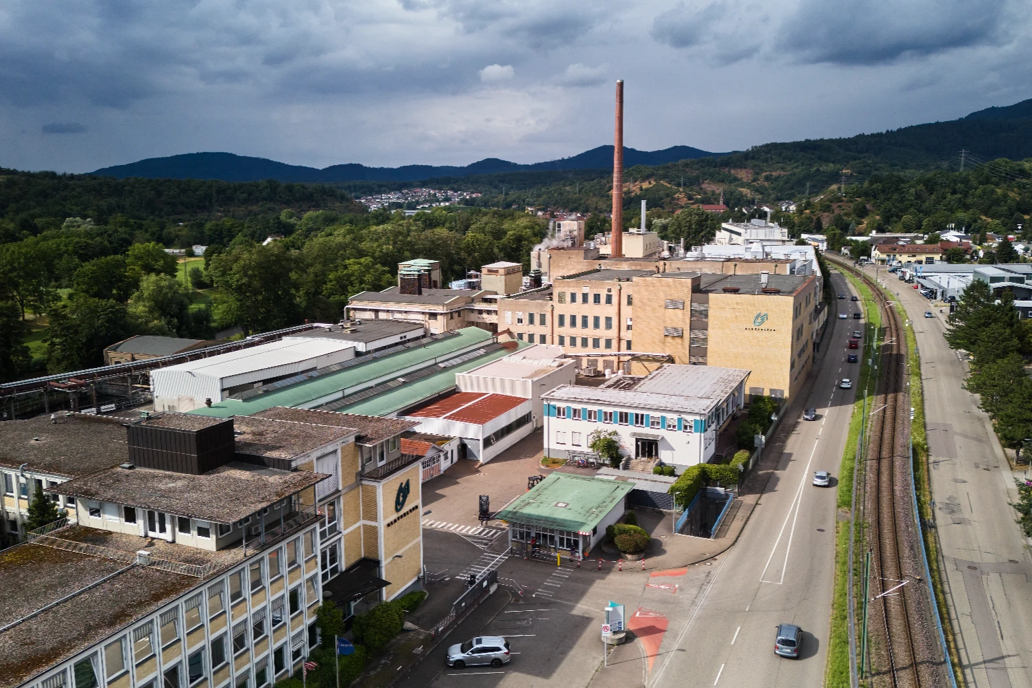Overview of the Gernsbach paper mill complex and its surrounding landscape.