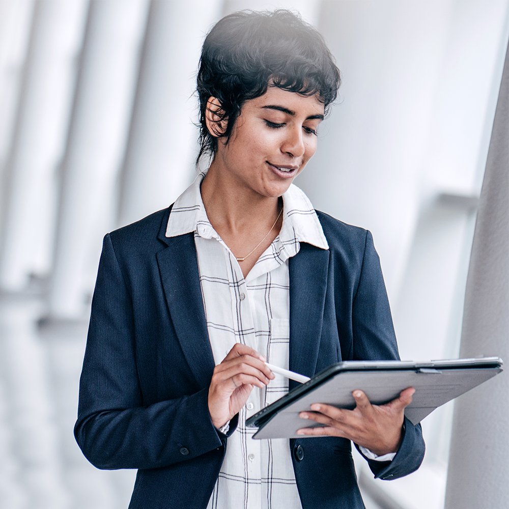 Picture of a contact person on tablet