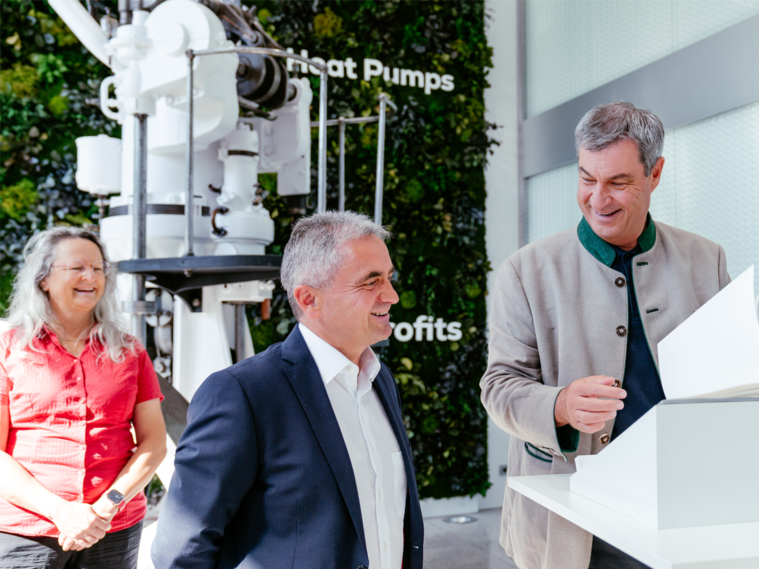 CEO of Everllence and the bavarian Minister-President