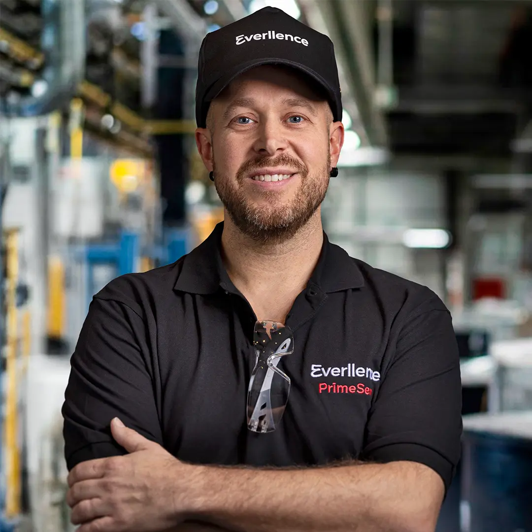 Service employee looking into the camera