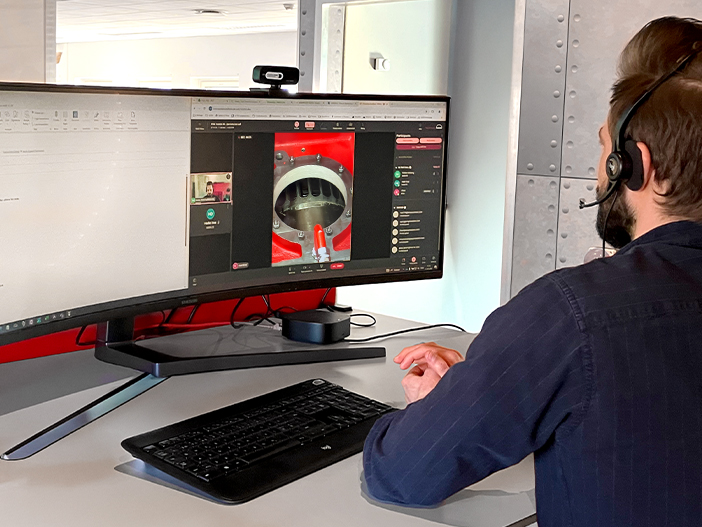 Picture of the support from an Everllence employee