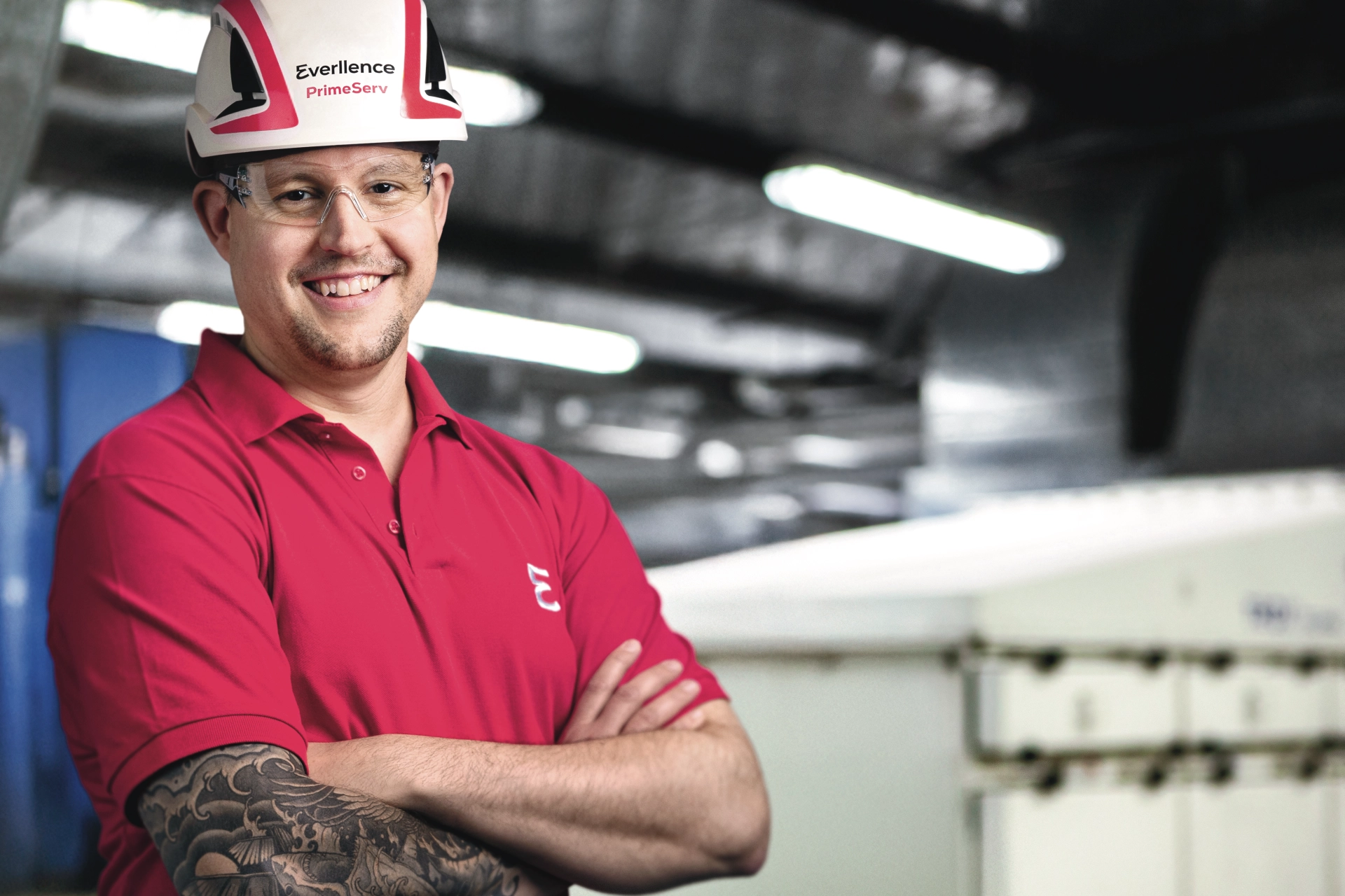 service employee smiling into the camera